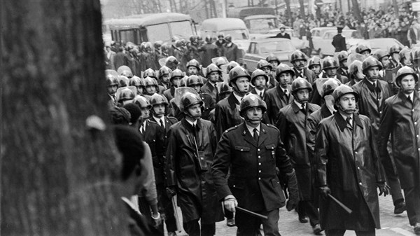 Manifestion pour protester contre la mort de Mohamed Diab, Paris, 1972