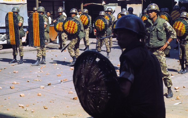 Guerre du Vietnam, 1974