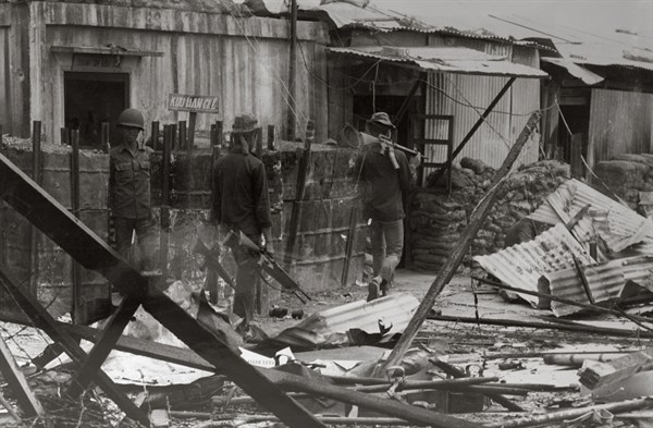 Guerre du Vietnam, 1974