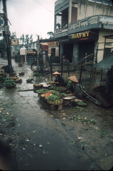 Vietnam, 1974