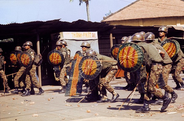 Guerre du Vietnam, 1974