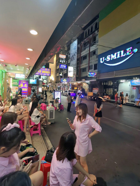 THAILANDE-MASSAGES-PROSTITUTION