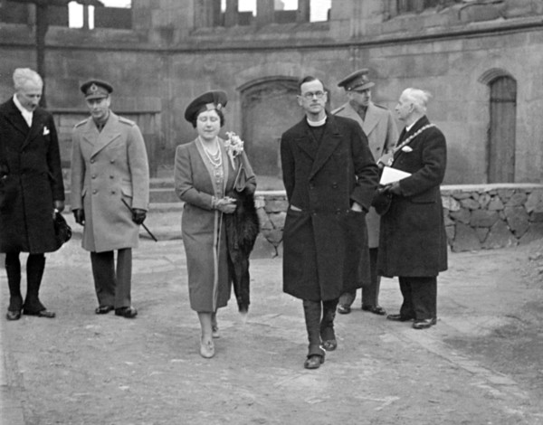 George VI à Coventry