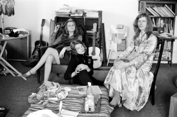 David Bowie et sa femme Angie, Haddon Hall, 1971