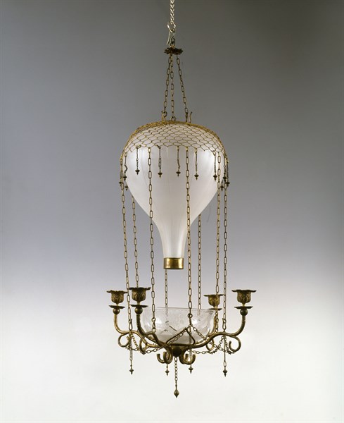 Lustre à quatre feux en forme de montgolfière