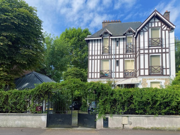 France - Immobilier - Banlieue