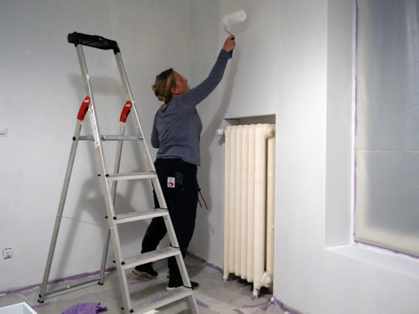 FRANCE-SOCIETAL-BRICOLAGE