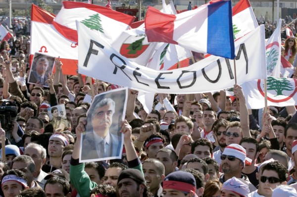 Rassemblements une semaine après l'assassinat de Rafiq Hariri, février 2005