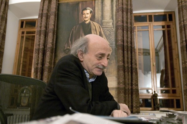 Druze leader Walid Joumblatt goes into hiding