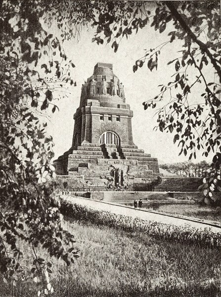 Commemorative monument: Battle of Leipzig.
Saxony Campaign.
16-18 octobre 1813