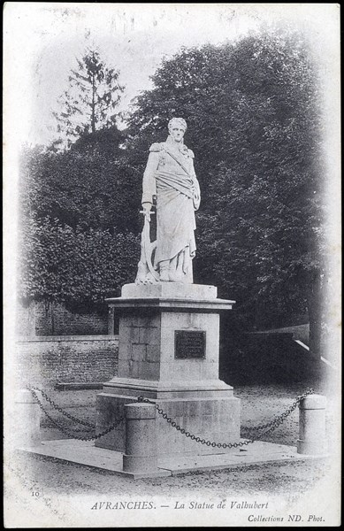 Statue of General Valhubert in Avranches.