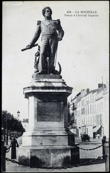 Statue of Admiral Duperré.