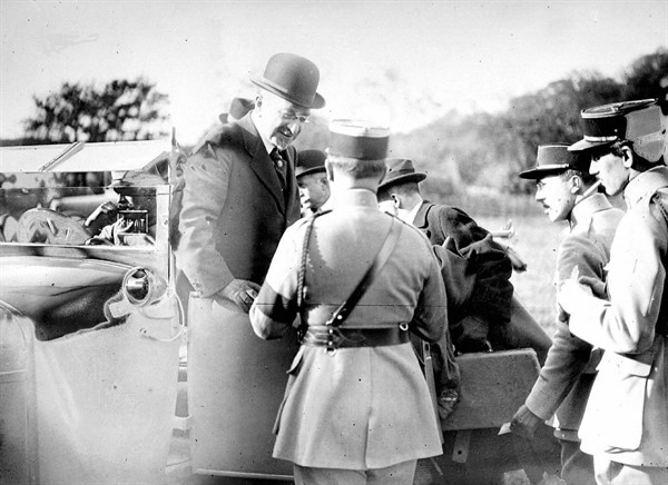 Treaty of  Saint-Germain, arrival of the Austrian delegation