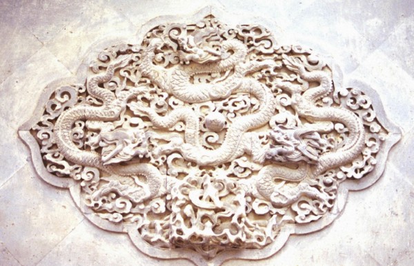 Dragons on the screen of Beijing Summer Palace