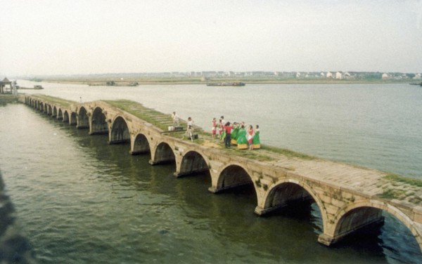 Baodai bridge, Canal from Beijing/Peking to Hangzhou, Built in Sui Dynasty, 518-618, Suzhou
