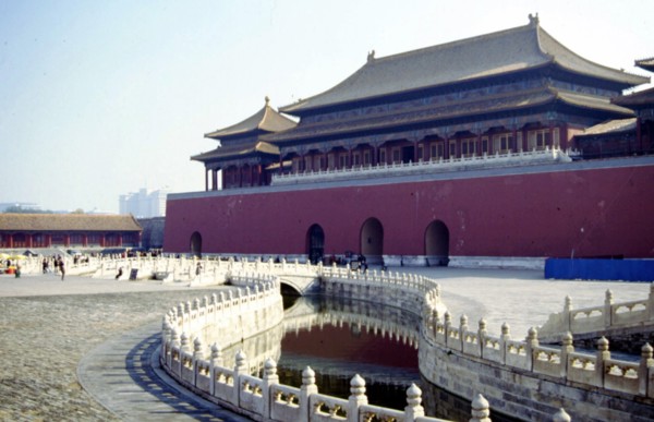 La Cité Interdite, le Musée du Palais, le Palais impérial, 
pont des eaux dorées