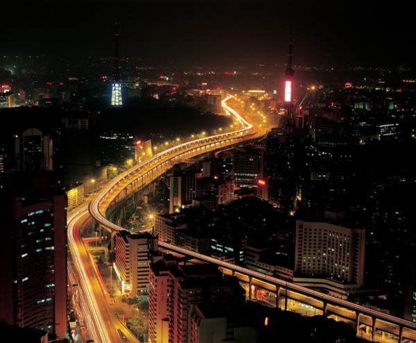 Ville de Guangzhou la nuit, Chine