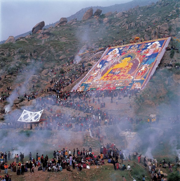 Le rouleau de Bouddha déroulé au soleil, Chine