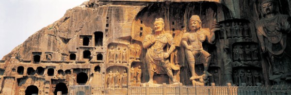 Les Grottes de Longmen, Chine