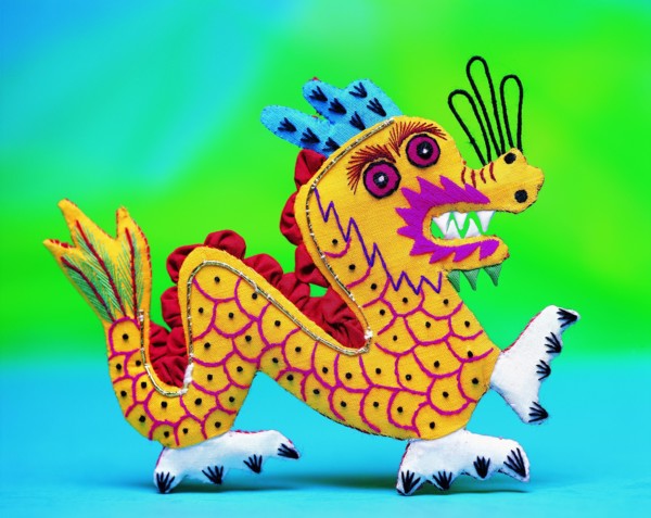 Pièce de feutrine représentant un dragon