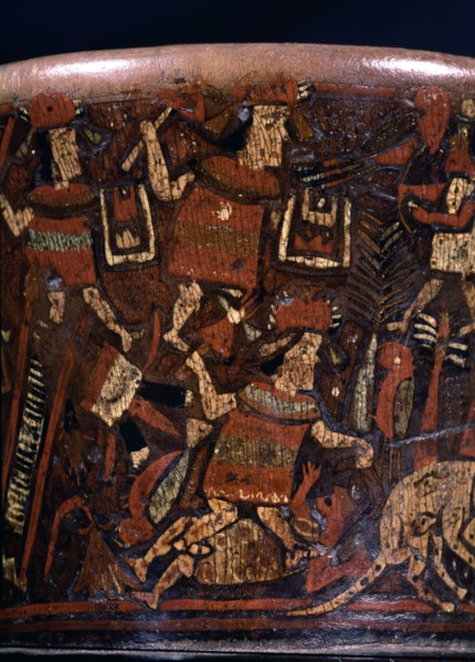 Kero (jar) decorated with war scene
