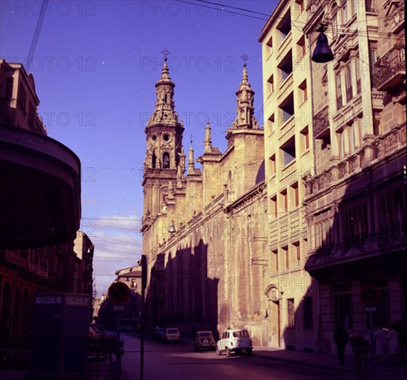 CATEDRAL  VISTA LATERAL
LOGROÑO, EXTERIOR
RIOJA

This image is not downloadable. Contact us for