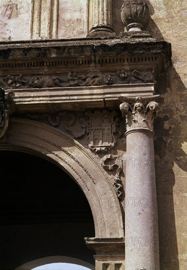 MEZQUITA-FACHADA ORIENTAL-DET ENTRADA PATIO NARANJOS
CORDOBA, MEZQUITA
CORDOBA

This image is