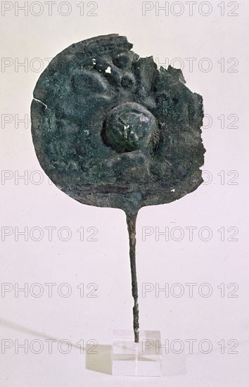 ARTE IRANI-AGUJA VOTIVA EN BRONCE BATIDO
MADRID, MUSEO ARQUEOLOGICO MUNICIPAL
MADRID