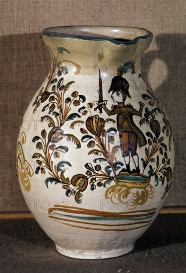JARRA DE PUENTE DEL ARZOBISPO (TOLEDO)- DECORACION VEGETAL Y CON SOLDADO
MADRID, MUSEO PUEBLO