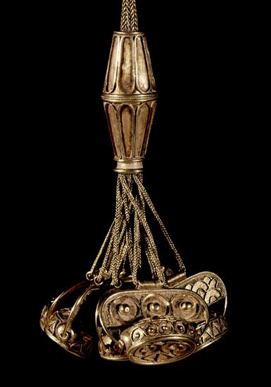 TESORO DEL CARAMBOLO-JOYA IBERICA EN ORO S VI AC - ARTE TARTESICO
SEVILLA, MUSEO