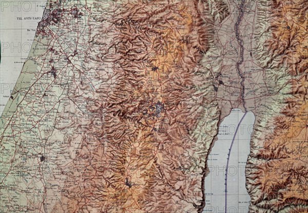 MAPA DE JERUSALEM Y MAR MUERTO
MADRID, COLECCION PARTICULAR
MADRID

This image is not