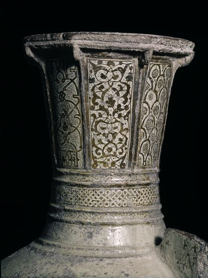 CUELLO DE JARRON ARABE
GRANADA, MUSEO ARQUEOLOGICO/C CASTRIL
GRANADA

This image is not