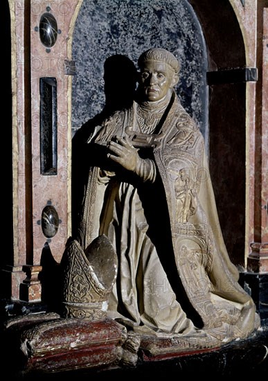 ESTATUA ORANTE DE FRAY DIEGO DE MARDONES-S XVII-BARROCO ESPAÑOL
CORDOBA, CATEDRAL
CORDOBA