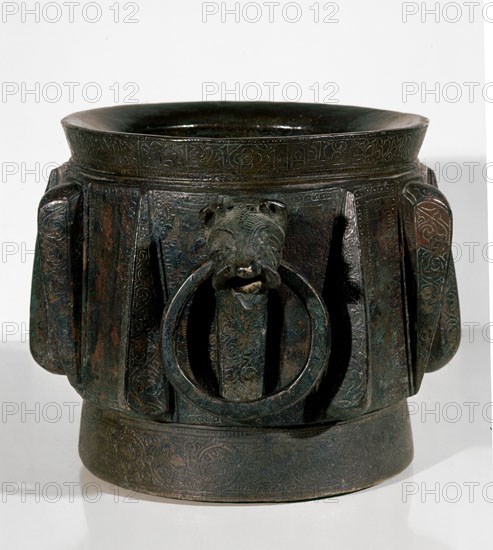 MORTERO DE BRONCE-HISPANO MUSULMAN S XI-MONZON
VILANOVA i LA GELTRU, MUSEO BALAGUER
BARCELONA