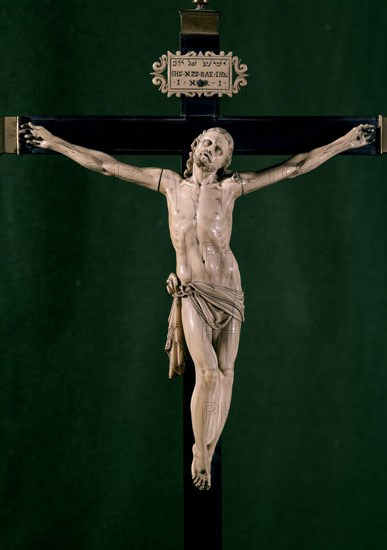 CRUCIFIXION EN MARFIL S XVII
MONFORTE DE LEMOS, CONVENTO DE LAS  CLARISAS/MUSEO ARTE