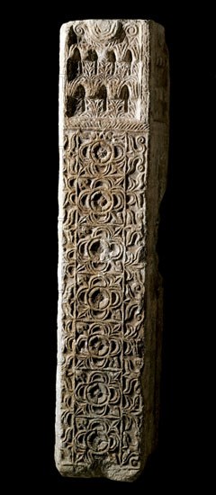 PILASTRA HISPANO VISIGODA-S VII DC-MARMOL GRIS-ALT 173 cm -LADOS 36 x 33cm- NºINV 445
MERIDA,