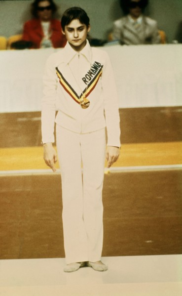 La gymnaste roumaine Nadia Comaneci, 1976