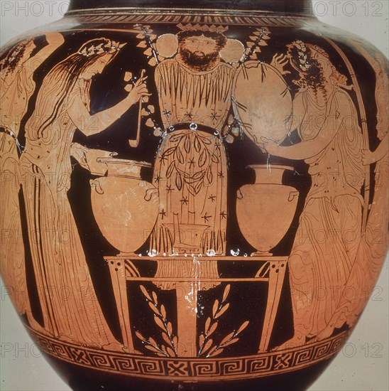 *MENADE EN TORNO AL IDOLO DE DIONISIO -VASIJA-
NAPOLES, MUSEO ARQUEOLOGICO
