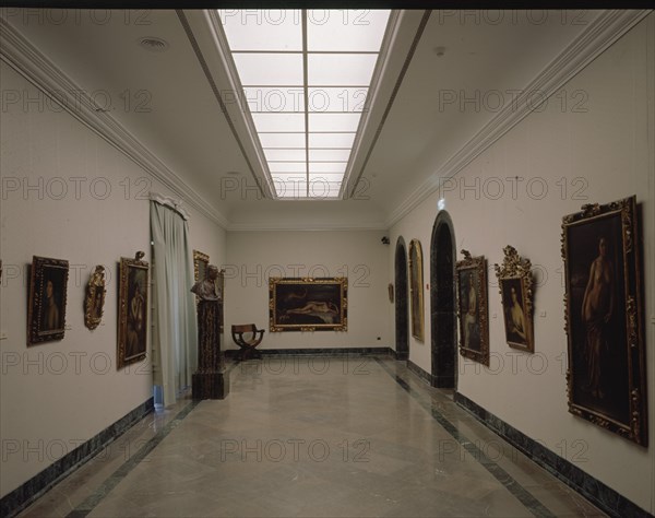 INTERIOR-VISTA DE UNA DE LAS SALAS DEL MUSEO
CORDOBA, MUSEO ROMERO DE TORRES
CORDOBA