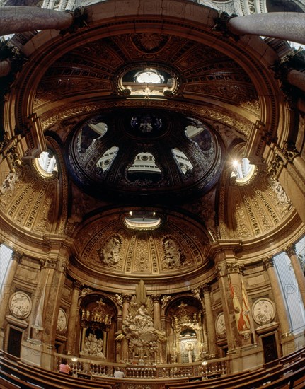 RAMIREZ
INTERIOR-SANTA CAPILLA:RETABLO CENTRAL CON DOS CAPILLAS
ZARAGOZA, BASILICA DEL