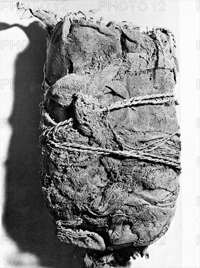 BOLSA DE CUERO-EXCAVACIONES BAR KOKHBA

This image is not downloadable. Contact us for the high