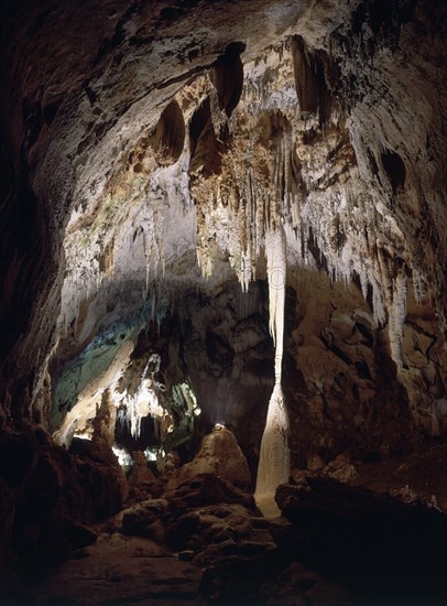 INTERIOR
RIBADESELLA, CUEVA DE TITO BUSTILLO
ASTURIAS

This image is not downloadable. Contact