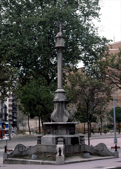 CRUZ DELS TRES TOMBS
LERIDA, EXTERIOR
LERIDA

This image is not downloadable. Contact us for