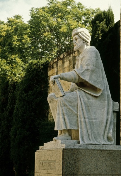 Monument érigé en l'honneur d'Averroès (1126-1198)