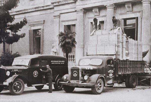 Moving the Collection of the Prado Museum