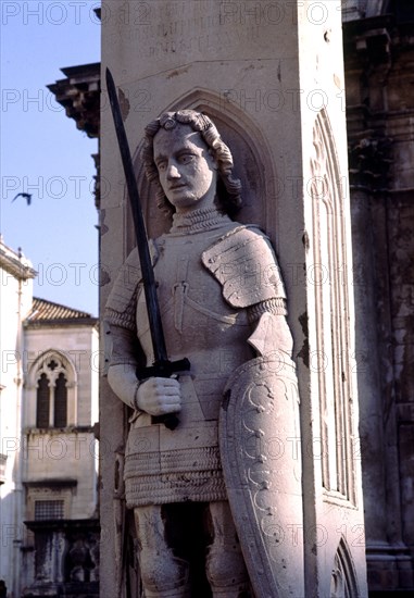 CIUDAD MEDIEVAL ESCULTURA
DUBROVNIK, EXTERIOR
CROACIA

This image is not downloadable. Contact