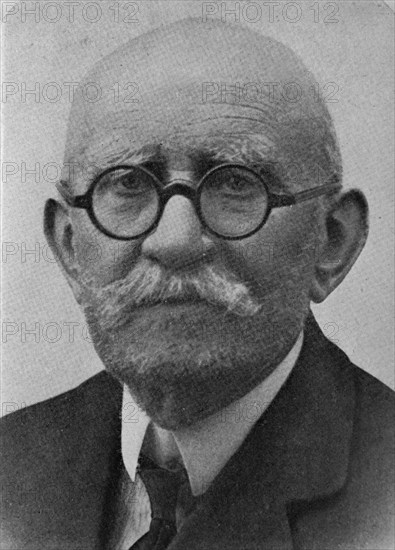 JUAN ARMADA Y LOSADA MARQUES DE FIGUEROA 1932
MADRID, BIBLIOTECA NACIONAL
MADRID

This image is