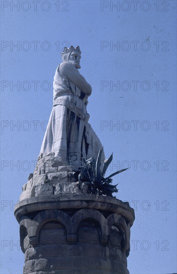 ESTATUA DE ALFONSO I EL BATALLADOR
ZARAGOZA, EXTERIOR
ZARAGOZA

This image is not downloadable.
