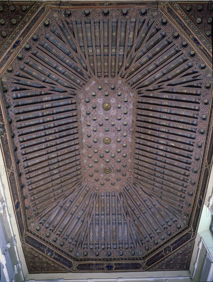 ARTESONADO MUDEJAR
ALCALA DE HENARES, IGLESIA DE SAN ILDEFONSO
MADRID

This image is not