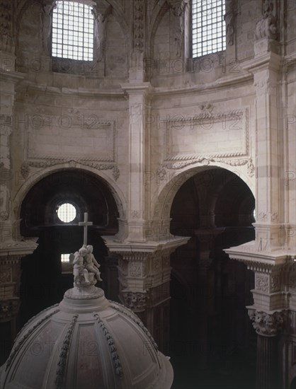INTERIOR DE LA CUPULA DEL ALTAR MAYOR DESDE ARRIBA
CADIZ, CATEDRAL
CADIZ

This image is not